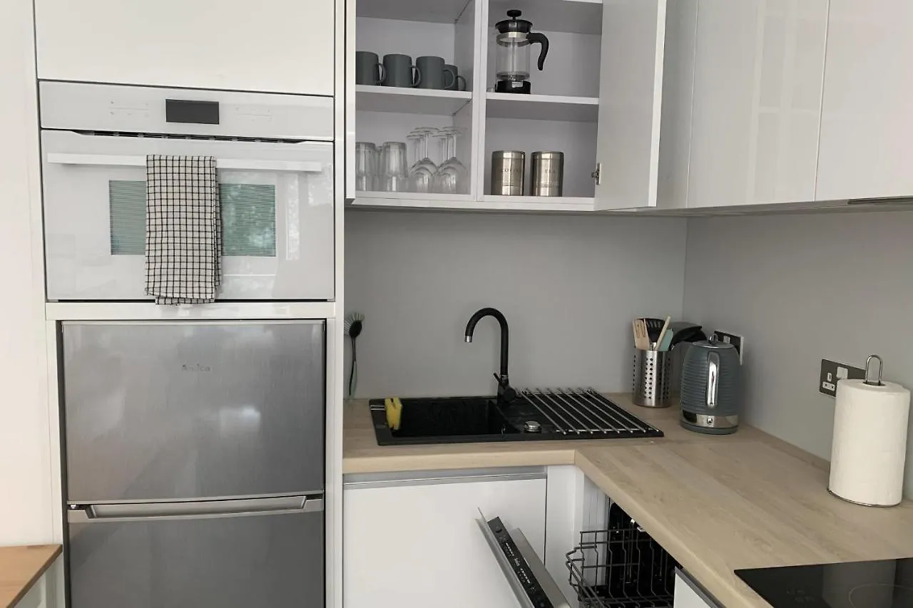Modern Studio With Rock View Balcony And Gym-Hosted By Sweetstay Gibraltar Gibraltar