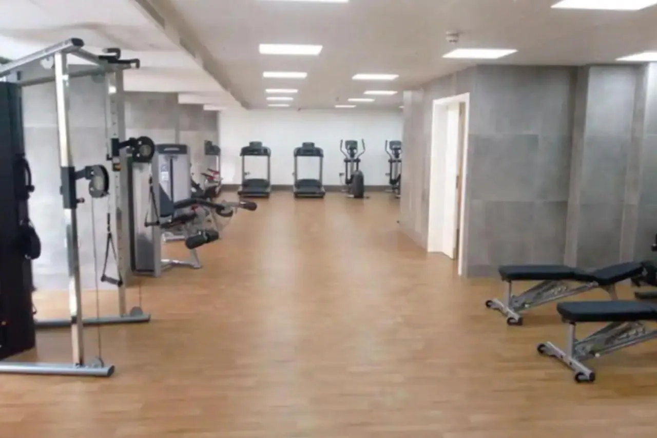 Modern Studio With Rock View Balcony And Gym-Hosted By Sweetstay Gibraltar 0*,  Gibraltar
